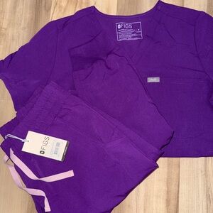 Figs Purple Scrub Set